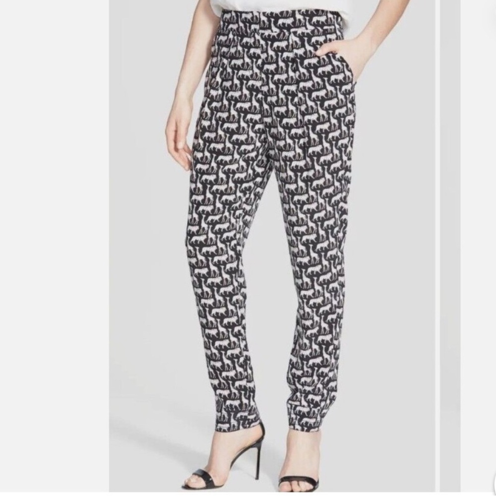 Diane Von Furstenberg Atlas Print 100% Silk Pants Sz 6